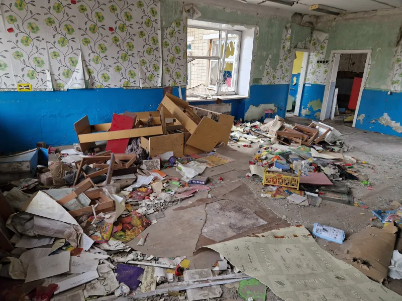 Ukraine kindergarten bombed down by russians