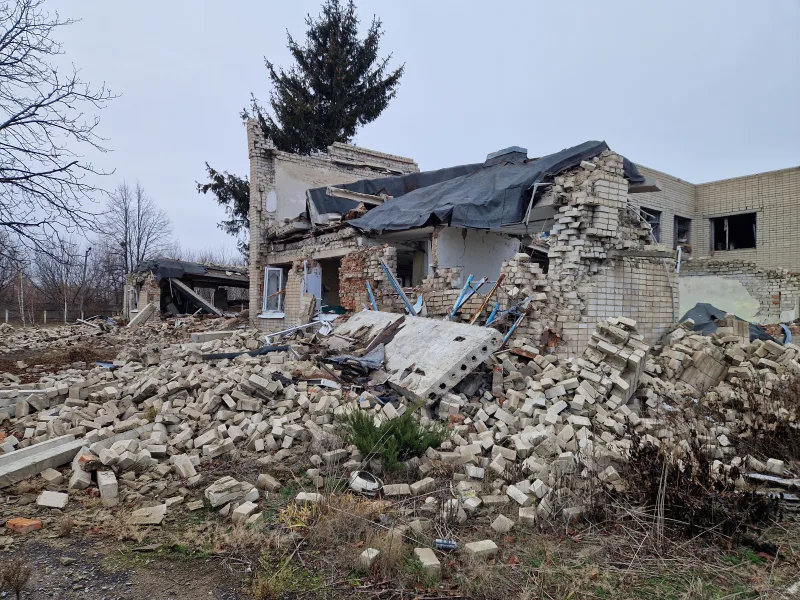 Ukraine kindergarten bombed down by russians