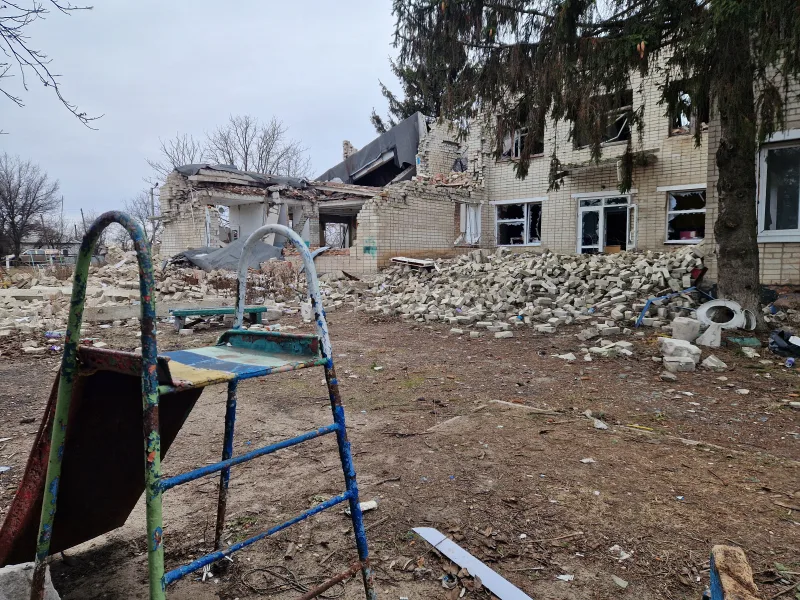 Ukraine kindergarten bombed down by russians