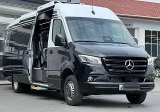 Minivan for transport