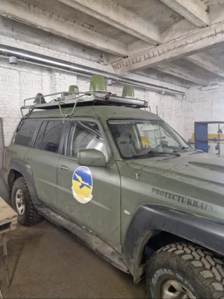 Garage for military vehicles needs help