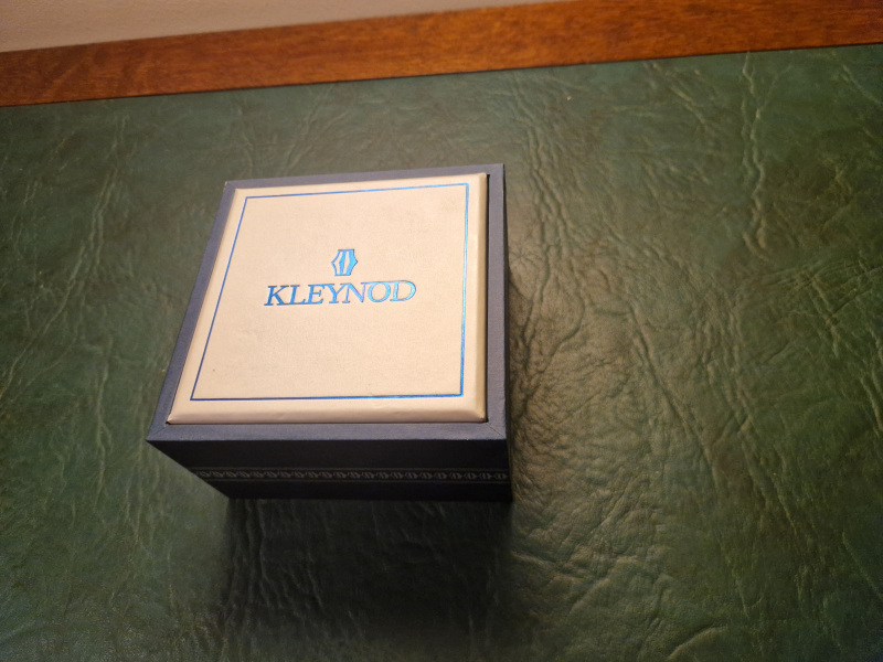 Kleynod Watch with Ukraine military unit engraving