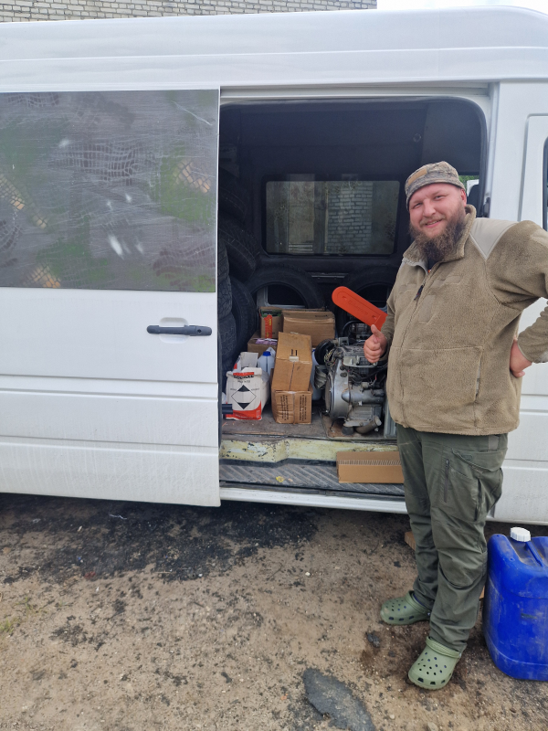 DELIVERED: aid package given over to 3rd Assault Brigade