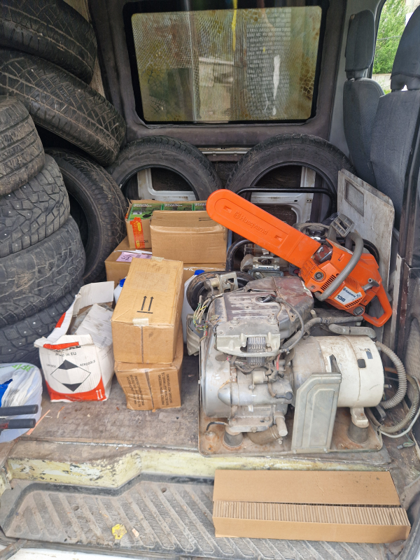 DELIVERED: aid package given over to 3rd Assault Brigade