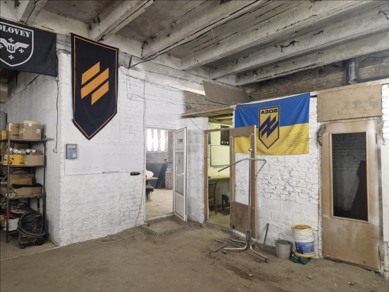 Garage for military vehicles needs help